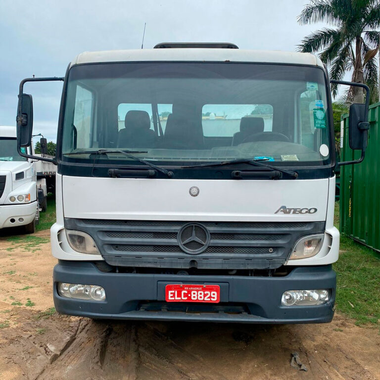 Caminhão-M.-Benz-Atego-1