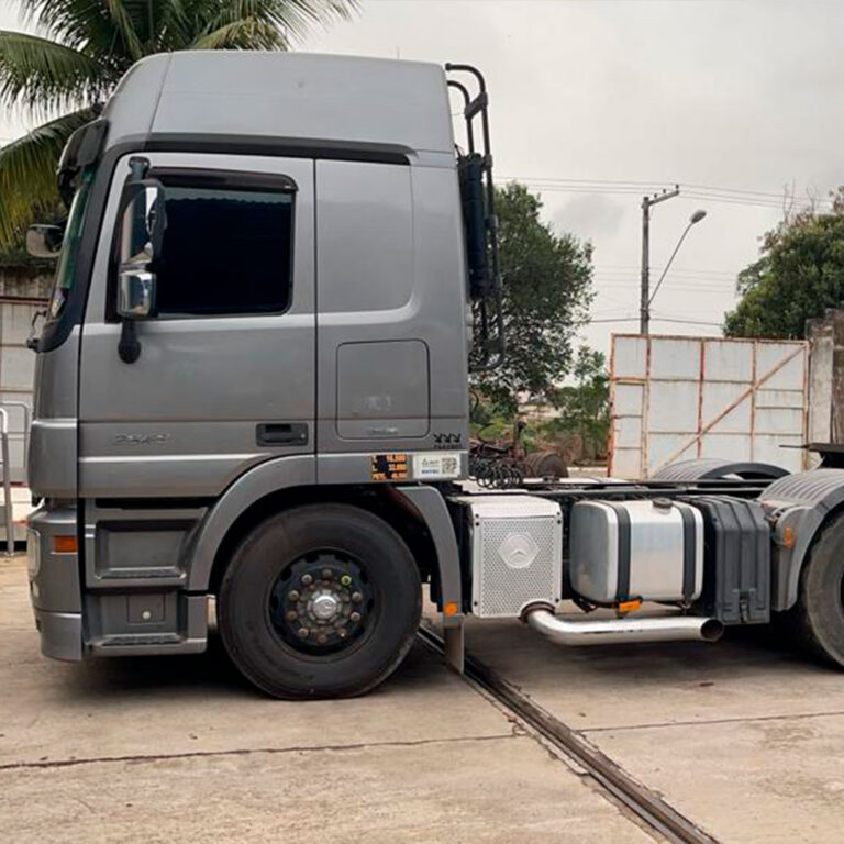 Mercedes-Bens-Actros-3